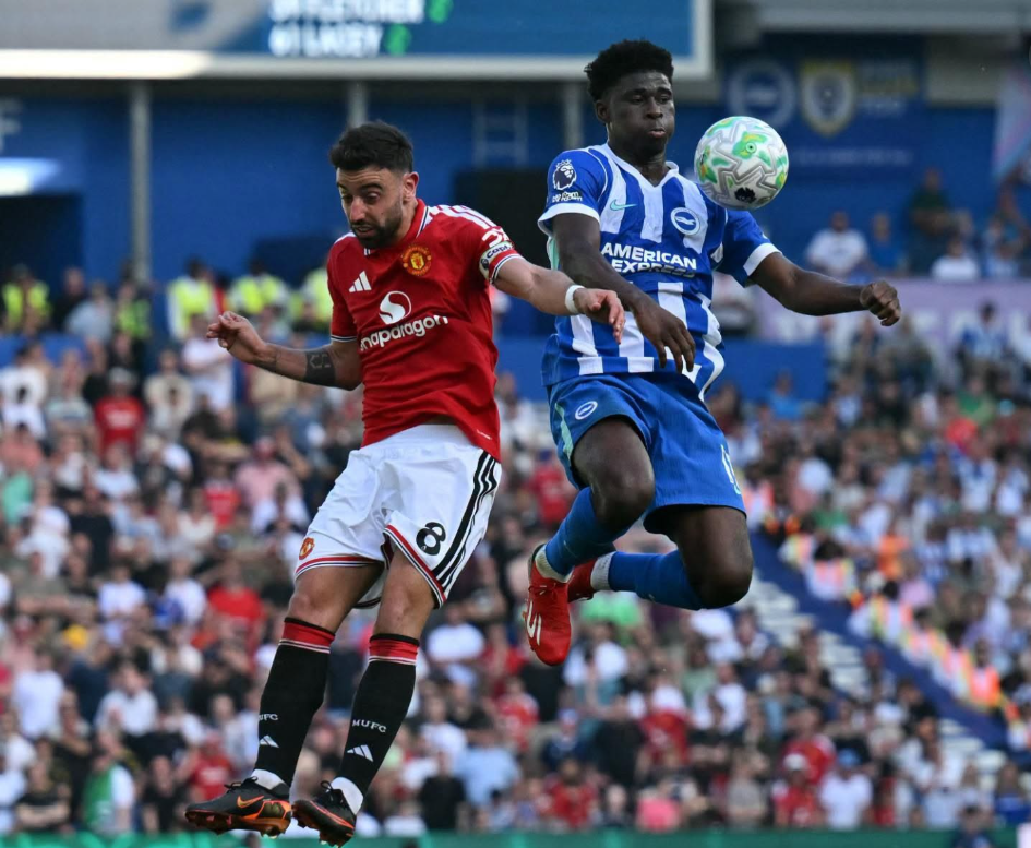 Manchester United close in on Carlos Baleba's signing