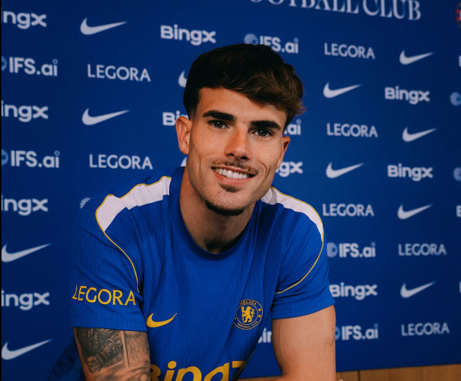 Chelsea sign defender Pep Chavarria from Rayo Vallecano