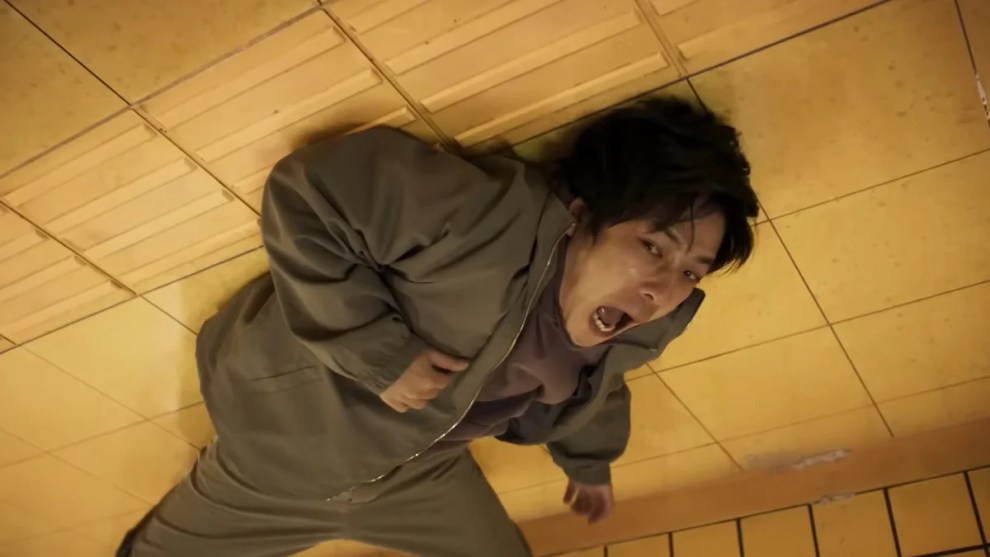 Kazunari Ninomiya in Exit 8, playing a man trapped in an endless subway loop.PHOTO/https://www.umbrellaent.