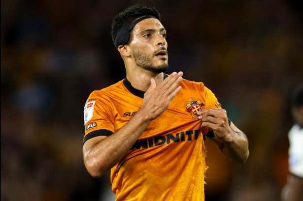 Championship: Jimenez penalty rescues Wolves in dramatic Blackburn draw