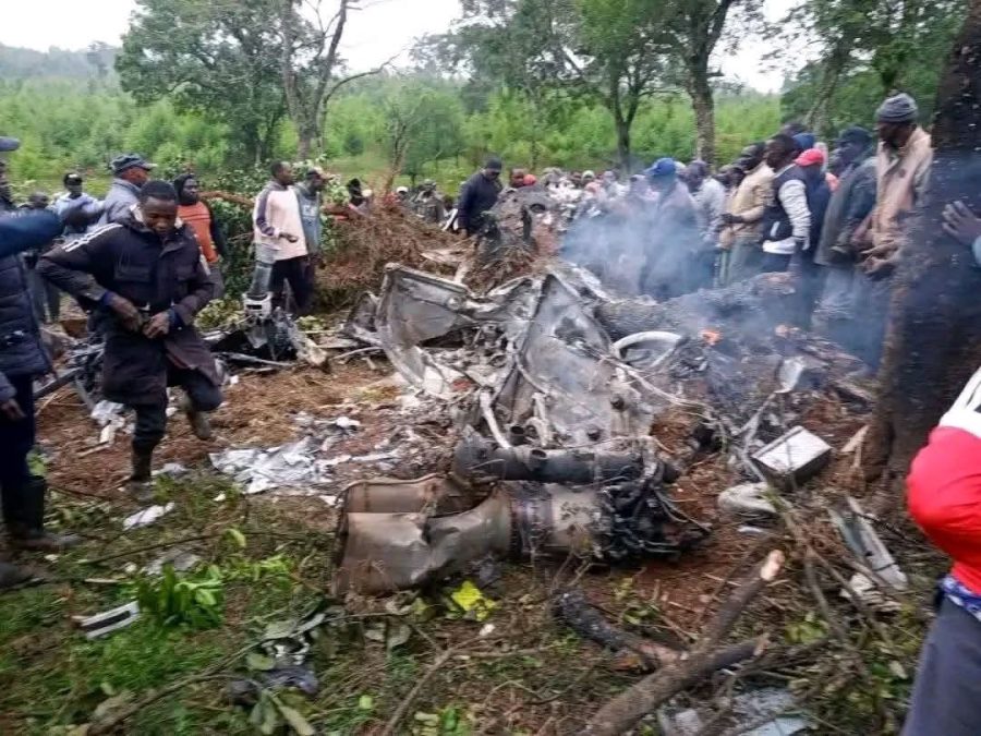 The wreckage of the ill-fated helicopter that crashed in Mosop, killing Emurua Dikirr MP Johana Ng’eno.