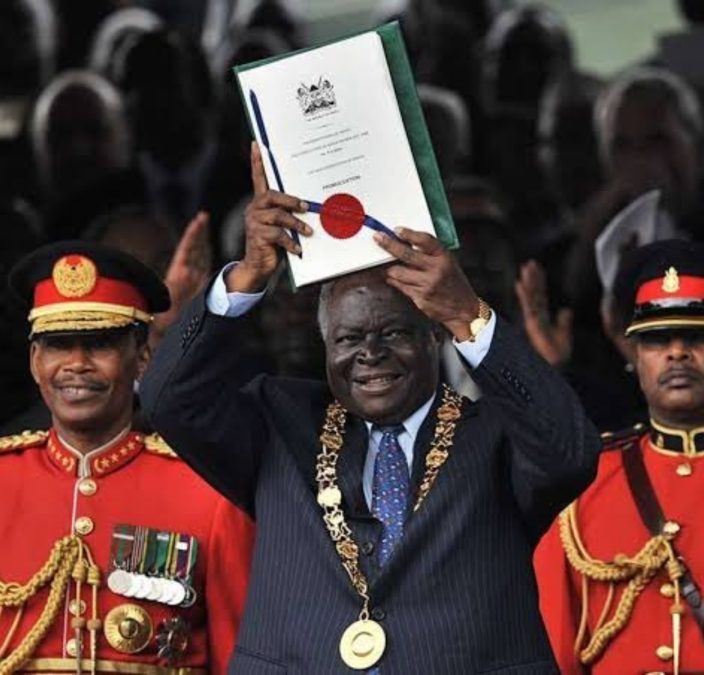 Late president Mwai Kibaki during the promulgation of the 2010 contitution