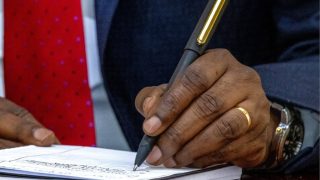 Left-Handers Day: Surprising facts about being born left-handed