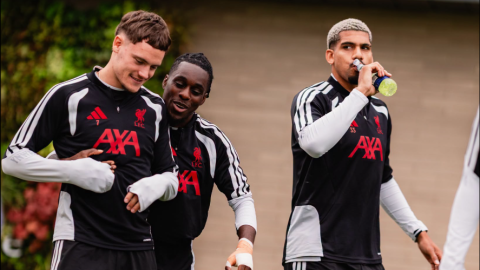 Iraola urges Liverpool players to mirror supporters’ commitment against Forest