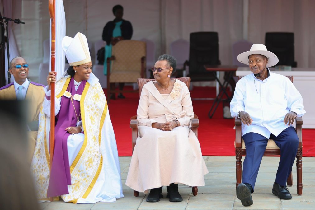 Odrek Rwabwogo with his wife bishop Patience and in-laws President Yoweri Museveni and First Lady Janet Museveni