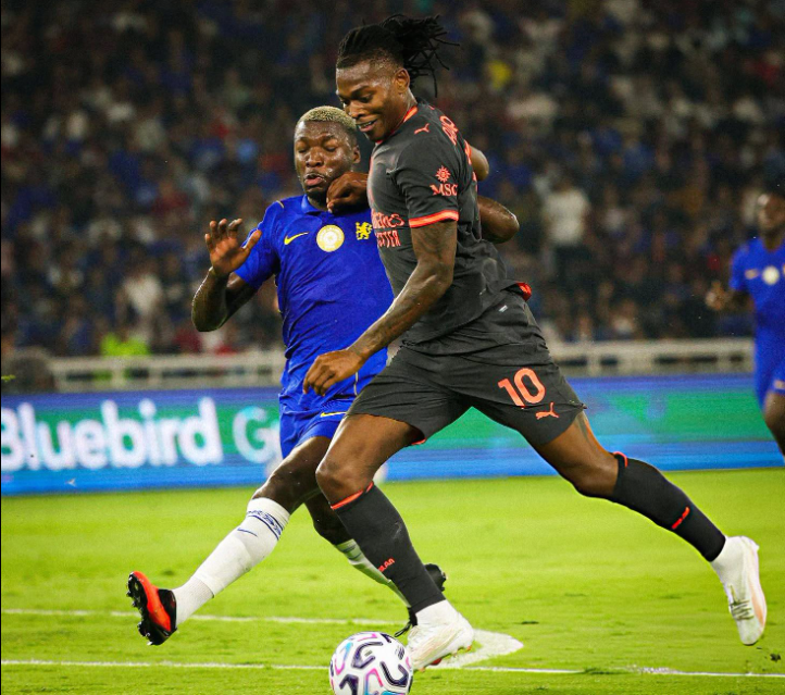 Rafael Leao in action against Chelsea in pre-season. PHOTO/https://www.facebook.com/RafaelLeao.Fans