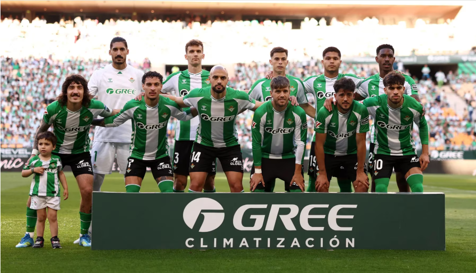 Real Betis squad. PHOTO/https://www.arsenal.com/news/all/1