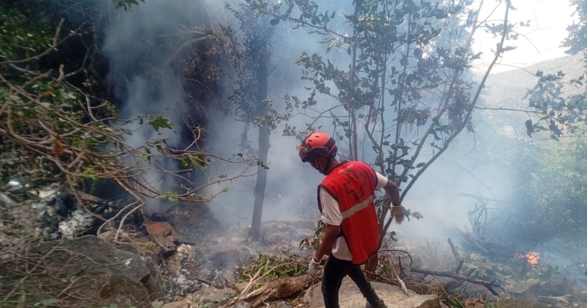 Red Cross sends extra team to Samburu helicopter crash site as fire and rough terrain hamper search