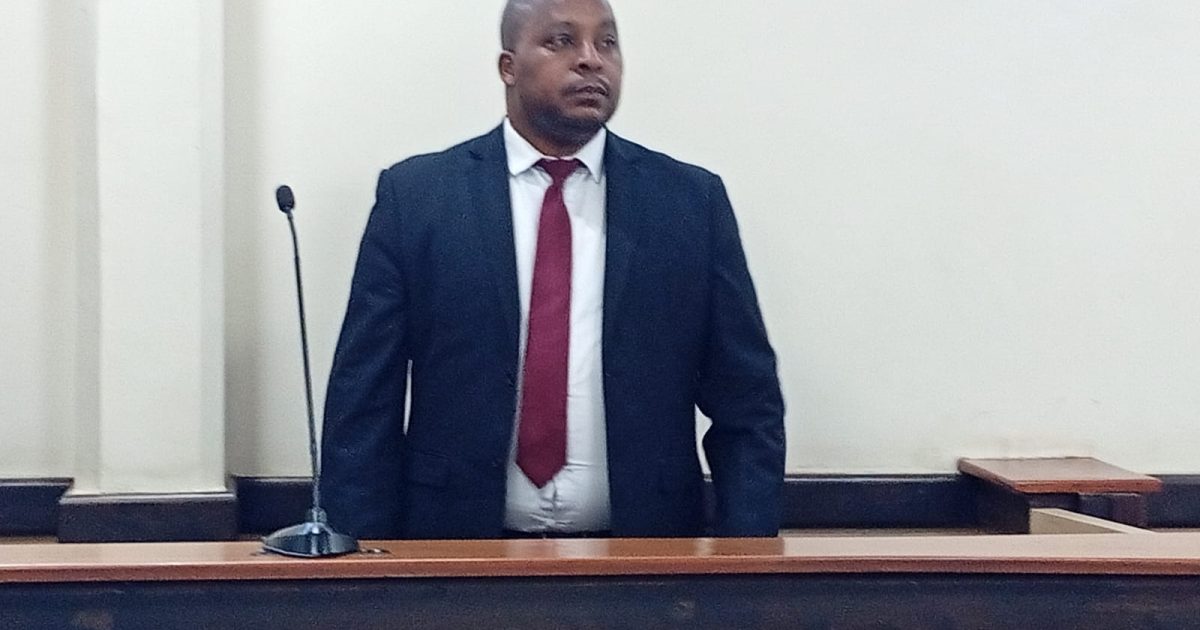 Suspended Kangema magistrate Martin Kinyua Mutegi denies receiving Ksh150,000 bribe