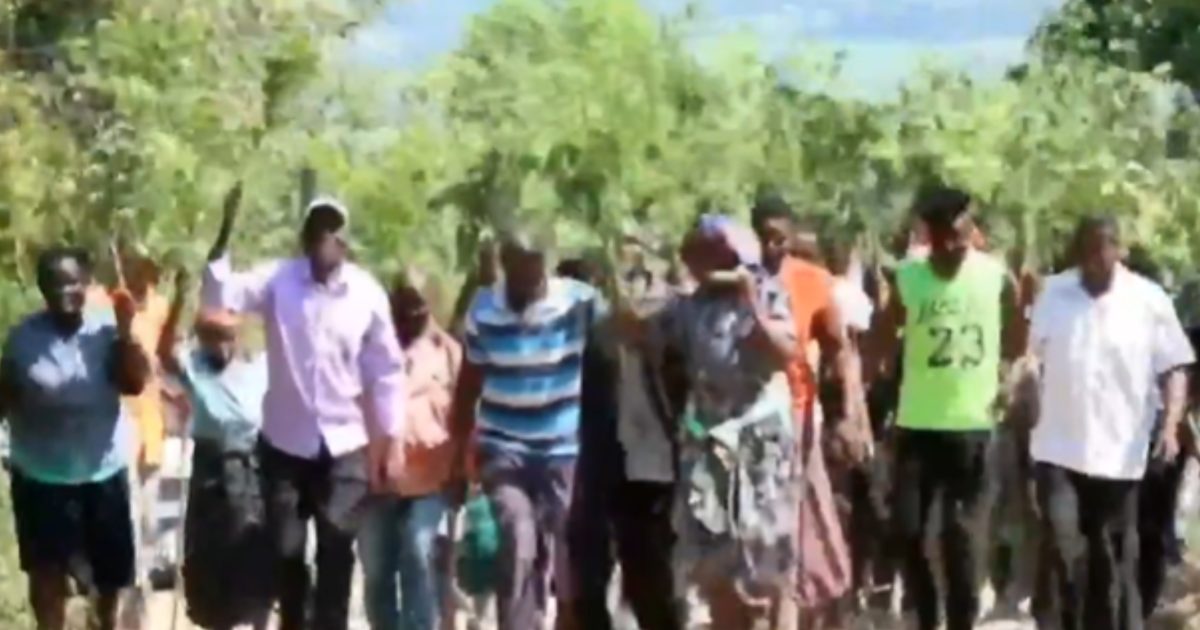 Kericho residents stage protests over poor roads, give governor 1-month ultimatum