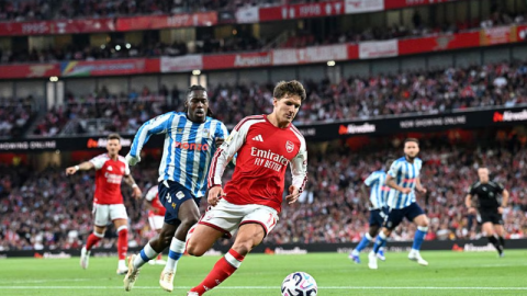 New Arsenal signing Christos Tzolis in action against Coventry City on Friday, August 21, 2026 at the Emirates Stadium. PHOTO/https://www.arsenal.com/news/men/1