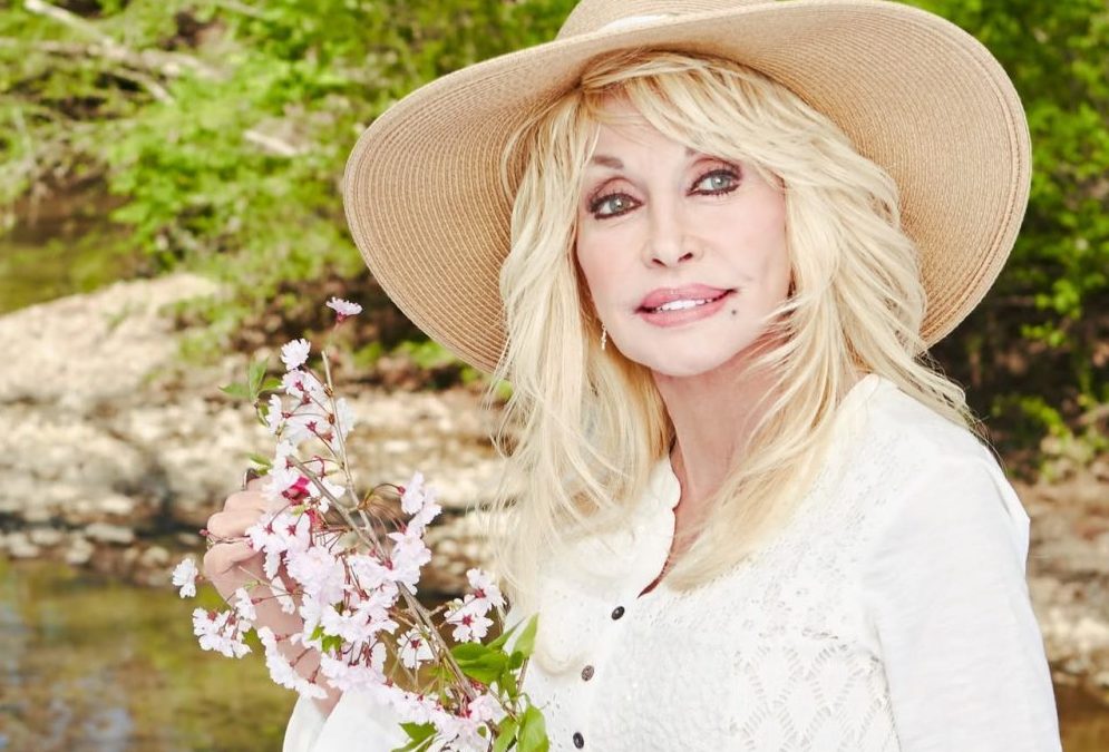 Why Dolly Parton never had children despite once dreaming of becoming a mother