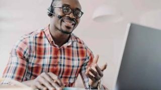 Why Gen Zs are turning to online work instead of the traditional 9-5
