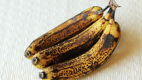 Best ways to use overripe bananas in your kitchen