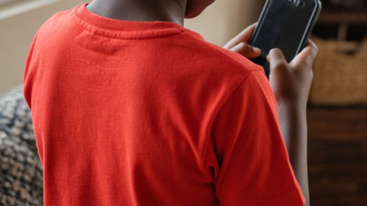 High screen time can hurt children’s learning and language skills, study suggests