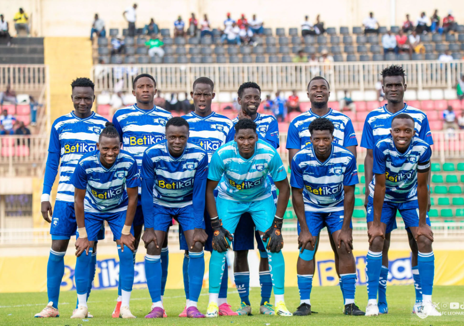 AFC Leopards players line up against Uganda's KCCA at Nyayo National Stadium. PHOTO/https://www.facebook.com/afcleopardssc/photos
