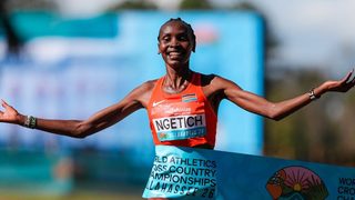 Incredible! Agnes Ng’etich sets half marathon world record