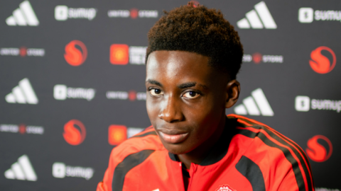Manchester United new signing David Eze. PHOTO/https://www.facebook.com/manchesterunited/photos