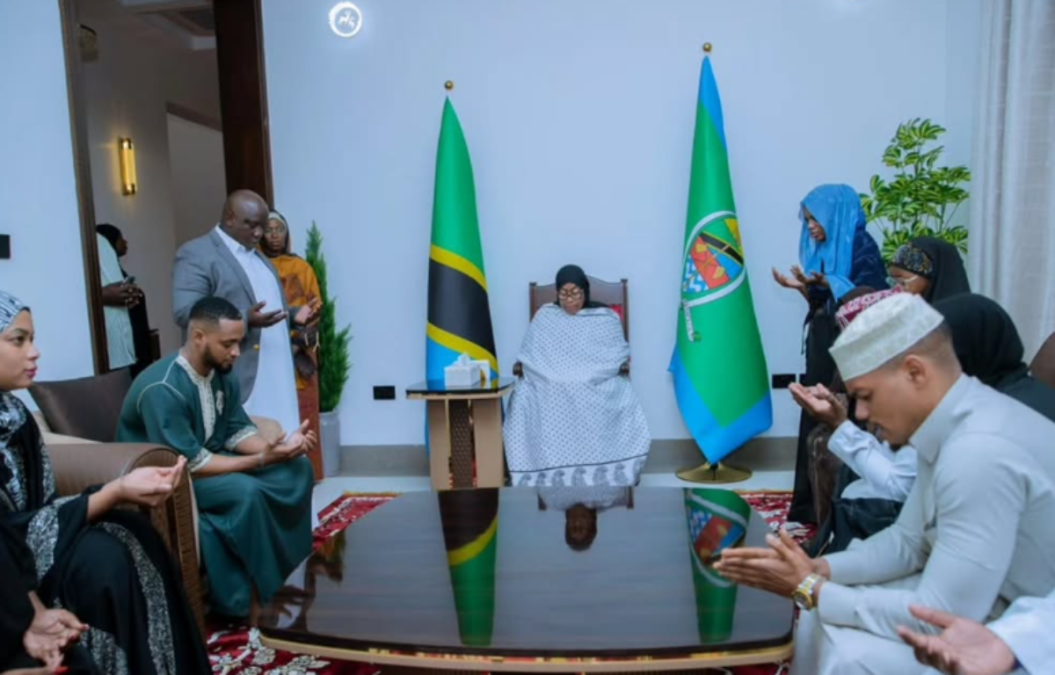 Cassypool and other leaders console Samia Suluhu in State House Tanzania. PHOTO/@cassypoolcapon/Instagram.