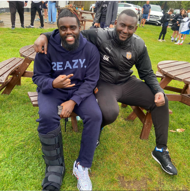 SE Dons goalkeeper George Desmond Kumarasi (Right). PHOTO/https://www.facebook.com/SEDONSFC/photos