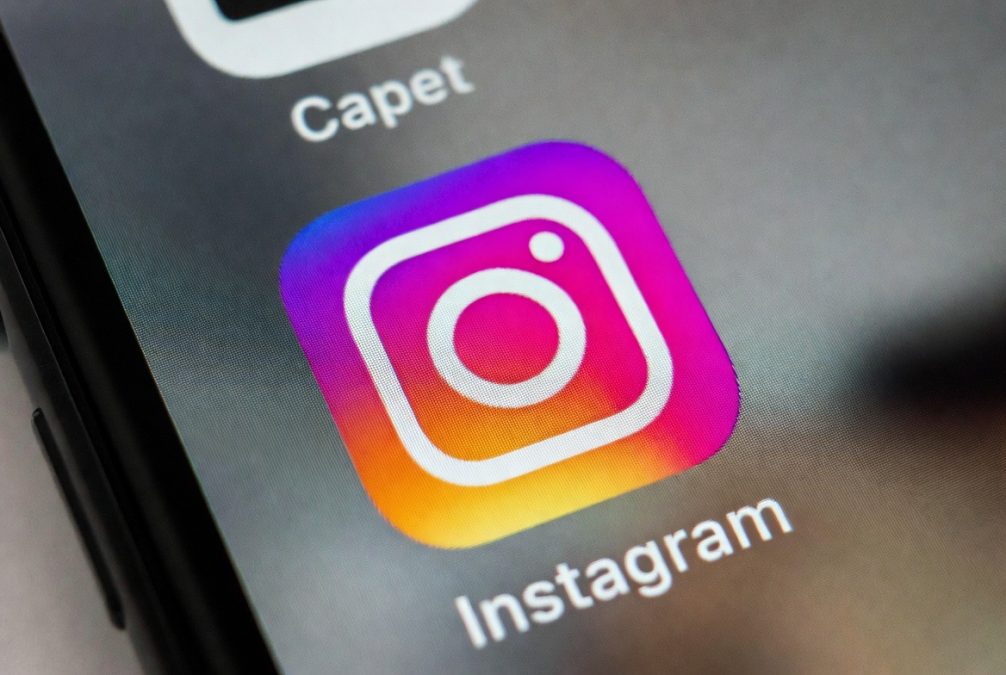 Instagram introduces new AI profile label after rise in fake celebrity scams