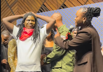 Kenyan businesswoman Sofire gifts Jaymoh Decin Ksh2.5M during his Sudhee Experience show