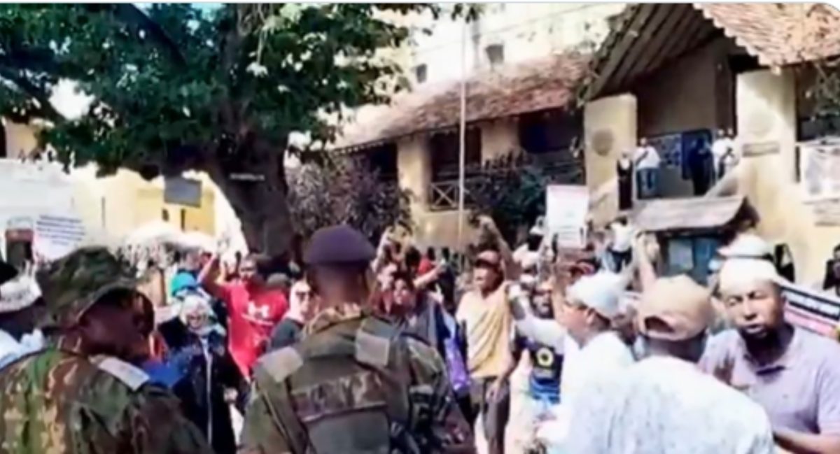 Lamu residents protesting over the proposed Dangote East Africa Refinery,