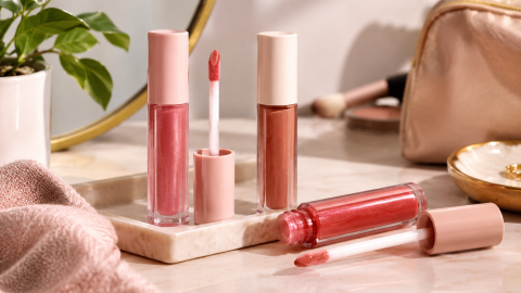 5 qualities to look for when choosing a good lip gloss