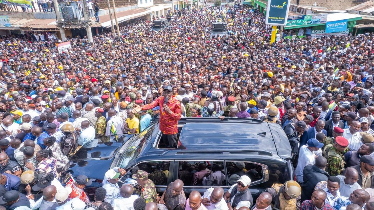 William Ruto engages residents in Bomet county