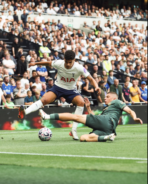 A previous Premier League fixture between Tottenham Hotspur and Everton at the Tottenham Hotspur Stadium. PHOTO/https://web.facebook.com/TottenhamHotspur/photos