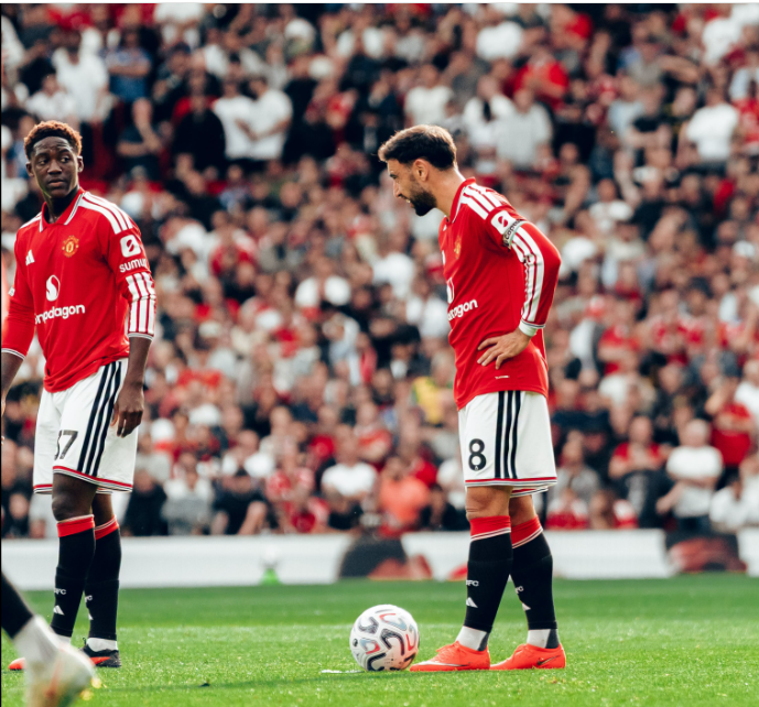 Manchester United's Kobbie Mainoo and Bruno Fernandes in action against Brighton in the Carabao Cup on Wednesday, September 16, 2026 at Old Trafford. PHOTO/https://www.facebook.com/manchesterunited/photos