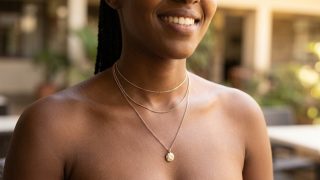 How to layer necklaces of different lengths without them tangling