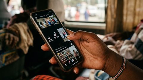 Why your phone is becoming your biggest source of lifestyle pressure