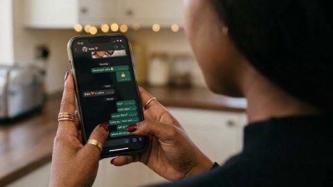 From sweet texts to dry replies: Signs your relationship may need a reset