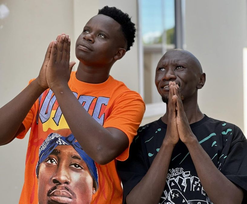 Kenyan rapper Stevo Simple Boy and Machabe during a past occasion. PHOTO/@stevosimpleboy8/Instagram